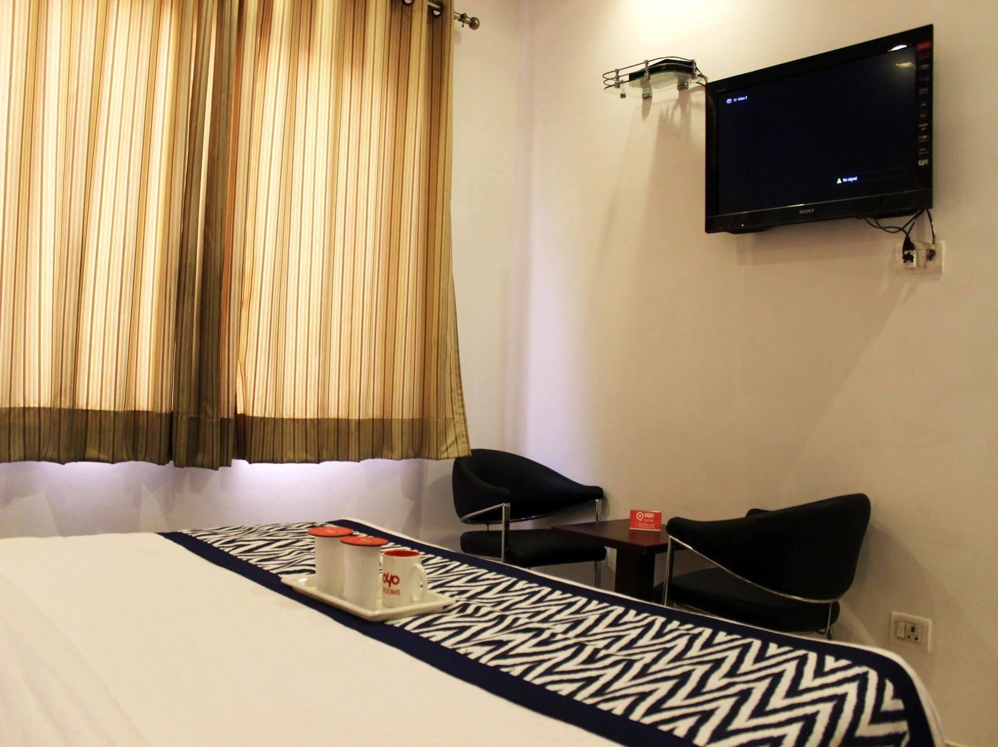 Hotel Siam International Delhi  Exterior foto