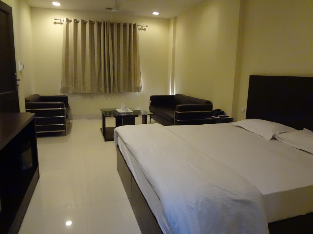Hotel Siam International Delhi  Zimmer foto